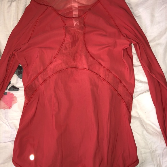 Lululemon top - Picture 3 of 3